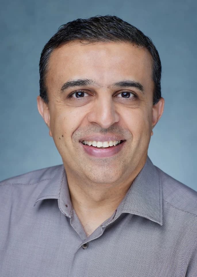 Portrait of Amit J. Desai, Strategic Advisor & Operational Leader